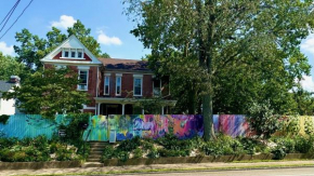 Quiet, gated oasis near downtown Lexington